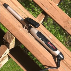 Smart heat curling iron